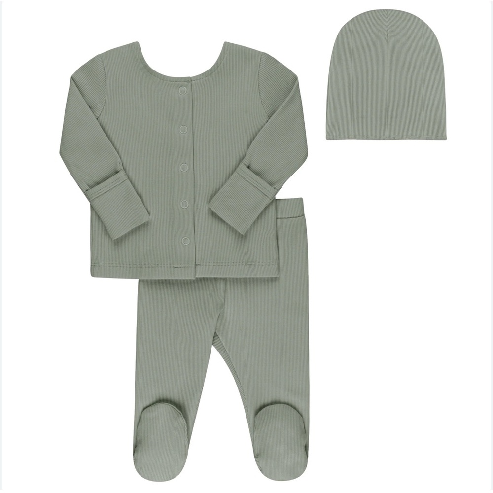 Elys & Co Green ribbed Baby set hat top pants Brand new!